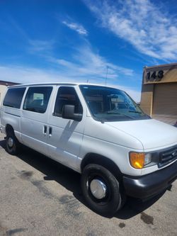 2006 Ford E-350