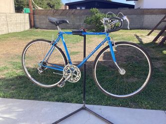 Vintage schwinn bicycle 10 speed made in Japan
