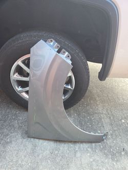 2020 - 2025 Kia Soul right fender OEM small damage