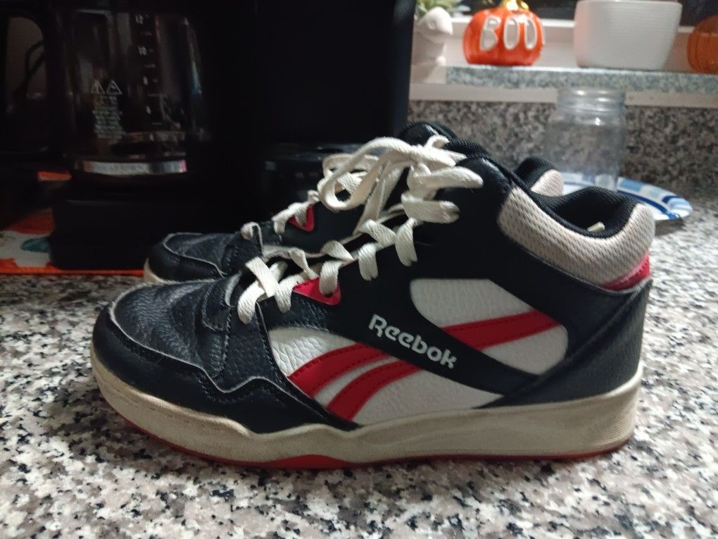 Reebok Galaxy 1 sneakers. 