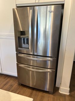 Whirlpool Fridge- read description