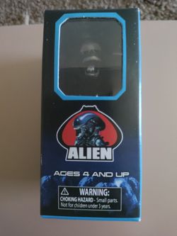 New SDCC 2015 Comic Con Exclusive 1979 Alien Minimates Glow In The Dark Figure