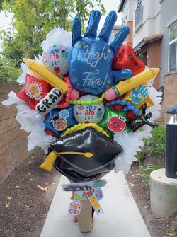 Graduation Balloon Bouquet