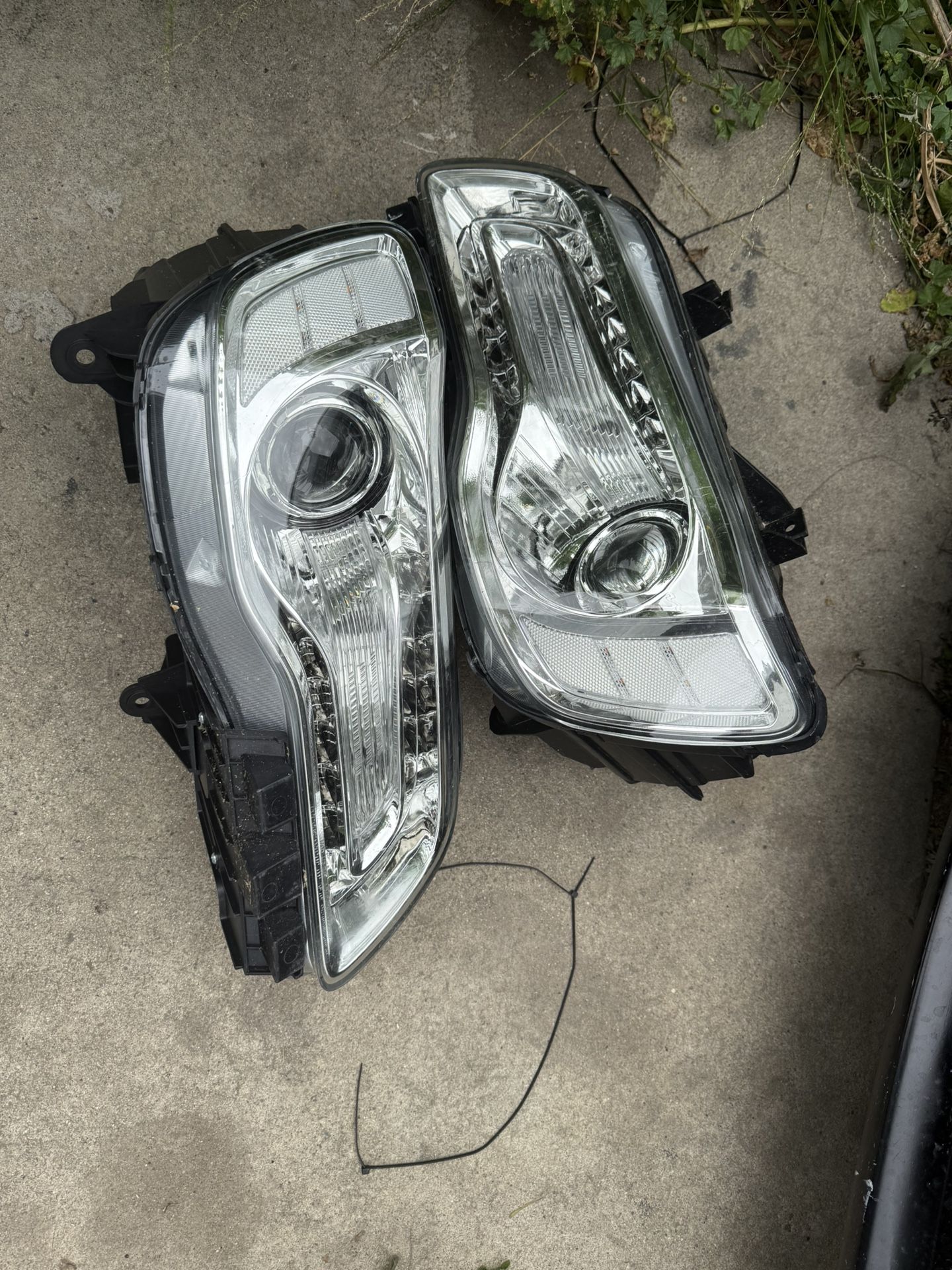 Chrysler 300 Headlights