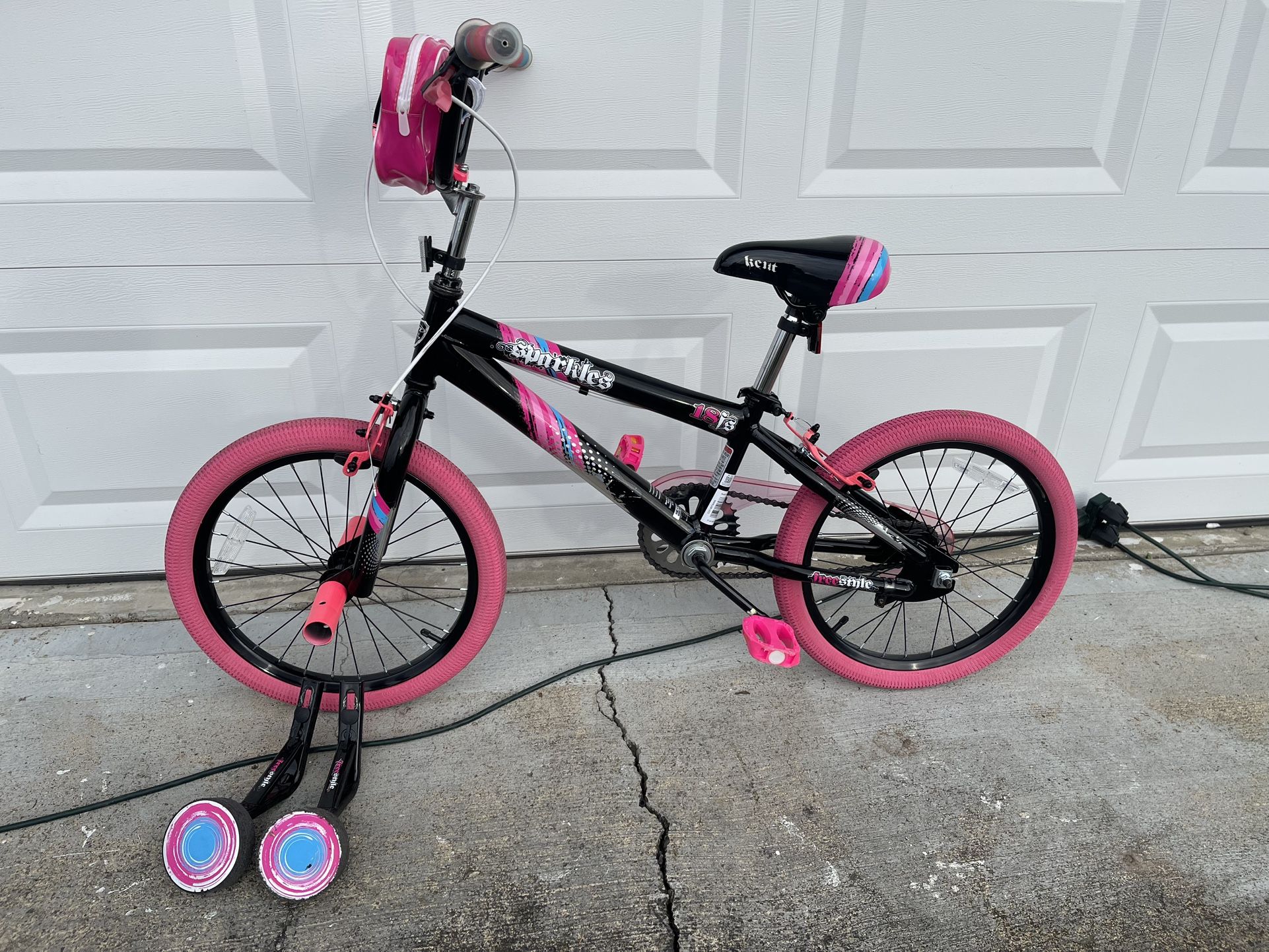 Girl Kent Sparkles Bicycle 18" Wheels Ages 5-8 years 