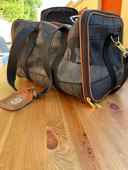 Nice sherpa dog bag