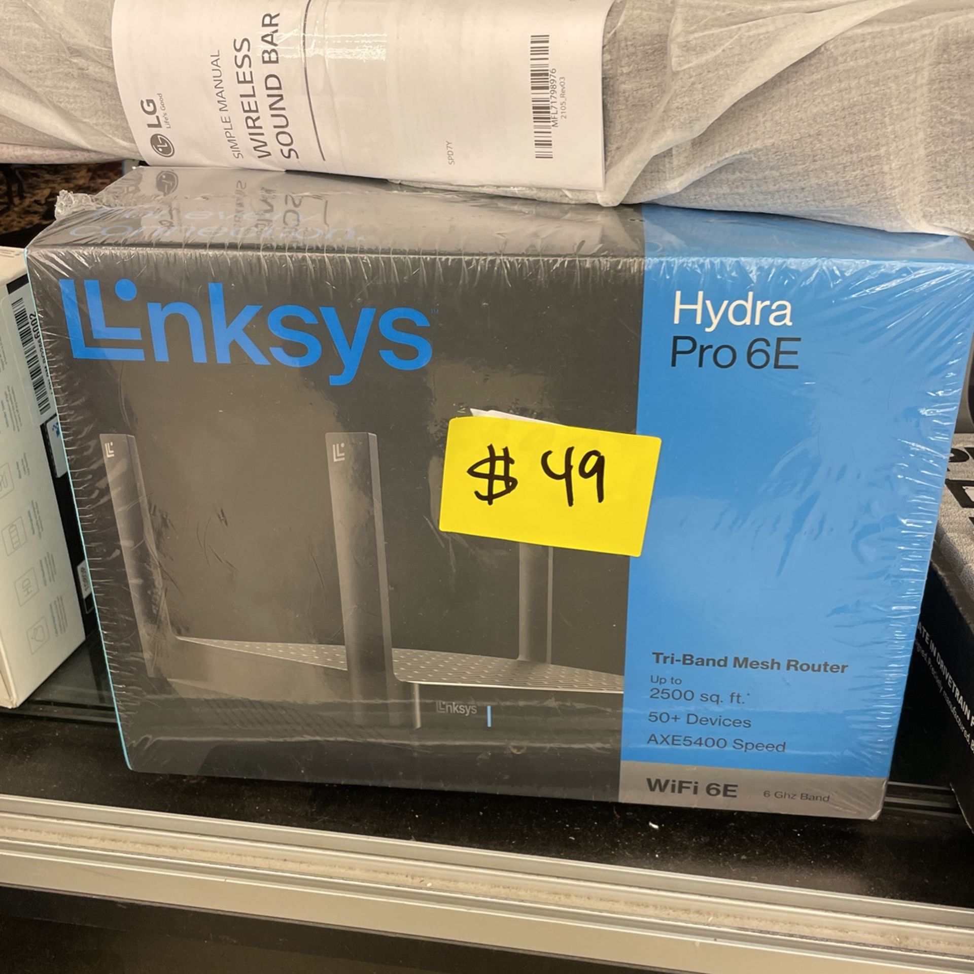 Linksys Hydra Pro 6E Tri-band Mesh WiFi Router
