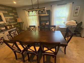 Dining room table