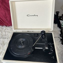 Crosley white record player