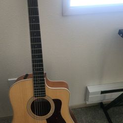 Taylor 210CE