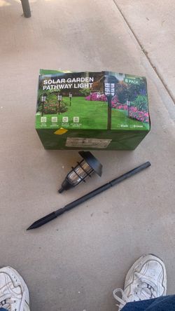 Garden / Walkway Lights -Solar