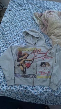 Mixed emotion hoodies cream