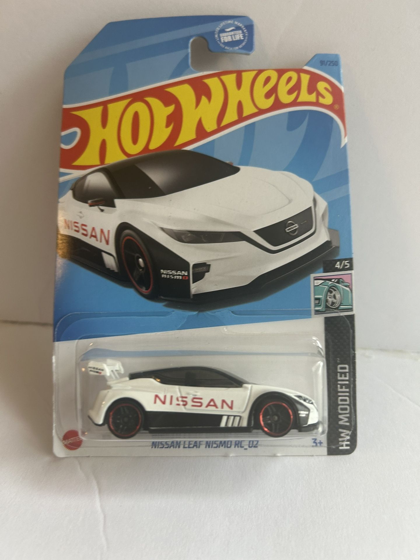 Hot Wheels Nissan Leaf Nismo RC_02