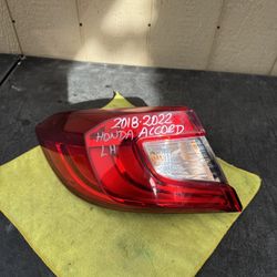 2018 2019 2020 2021 2022 HONDA ACCORD LEFT SIDE TAIL LIGHT OEM USED 
