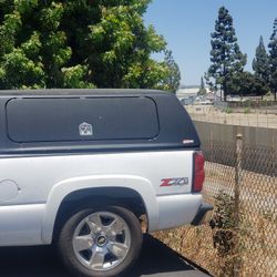 Snug 6 1/2 Electrician Camper,  Have A 2013 Cascadia  SCR brand New ,  2015 and up Audi A5  Passanger Headlights 