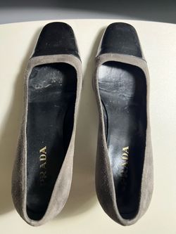 Prada Gray Suede Cap-Toe Kitten Heels Sz EU 36.5, US 6.5