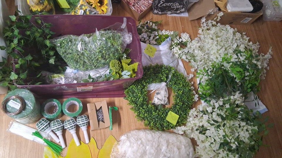 Greenery Tool Kit for Making Bouquets Or Projects