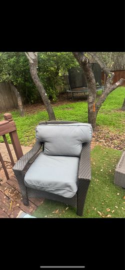 Free outdoor chairs
