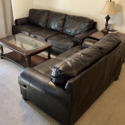 Leather sofa 