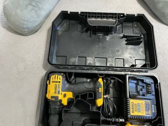 Dewalt Drill Set