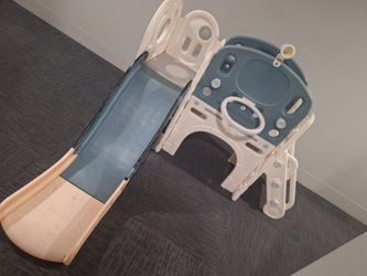 Kids indoor playground