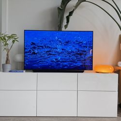 LG 48” OLED C1 TV – Excellent Condition – Box, Remote (Complete Packaging) Included