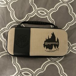 Hogwart’s Nintendo Switch Case