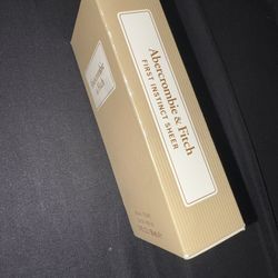 Abercrombie & Fitch First Instinct Sheer Perfume (for Woman)