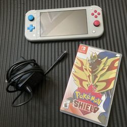 Nintendo Switch Lite: Pokemon Sword and Shield Edition 