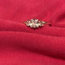 Costume Three Stone Diamond Ring Size 9
