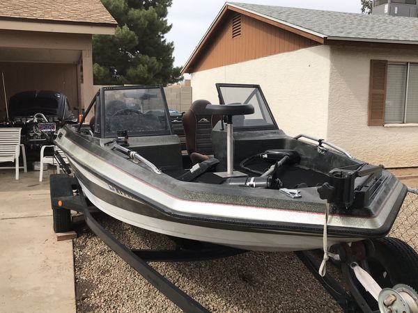 Stratos bass boat very good condition very dependable ...