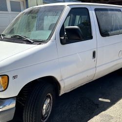 1998 Ford E-350