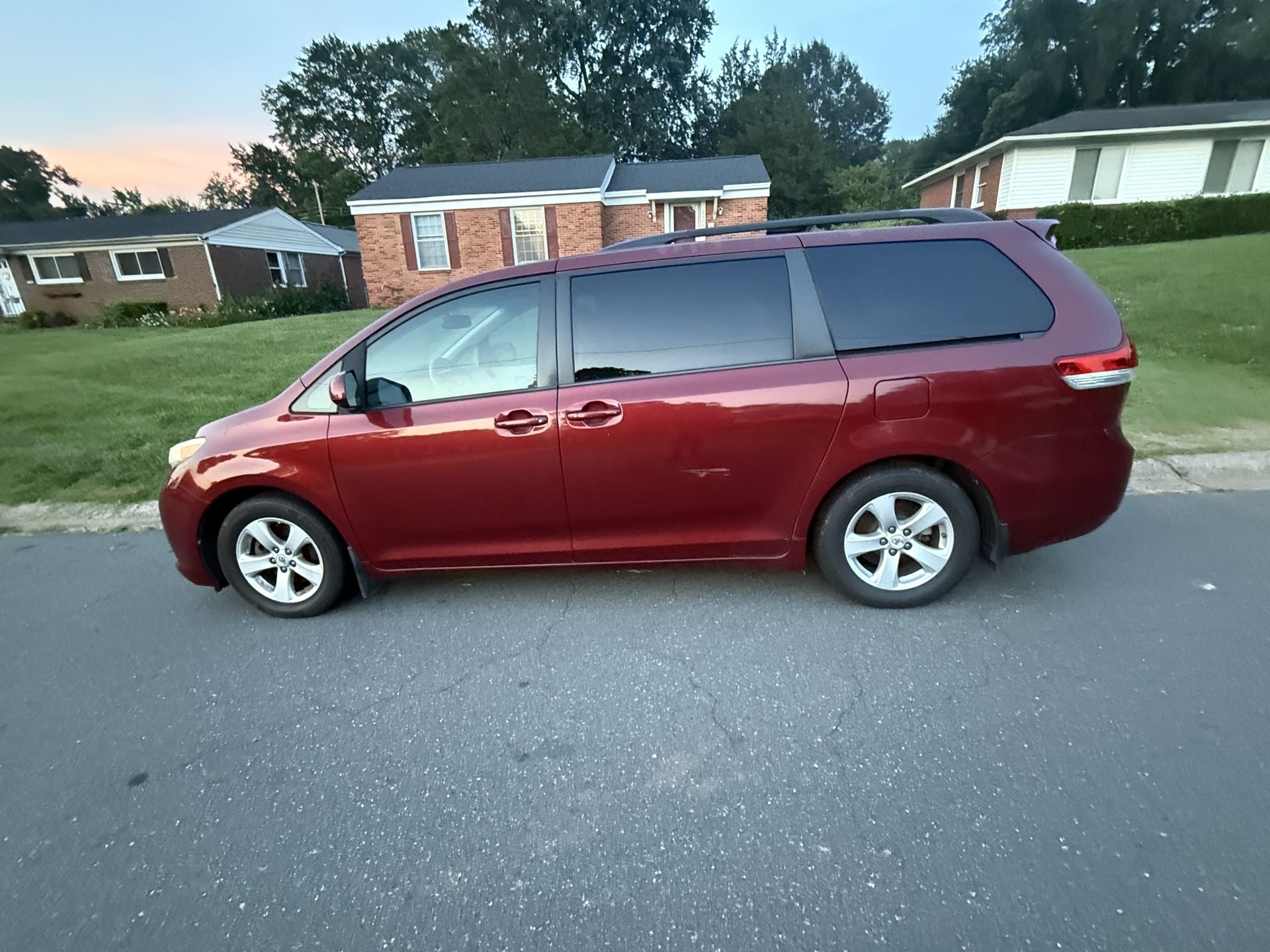 2012 Toyota Sienna