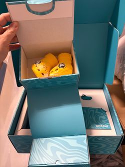 Crocs Classic Clogs Yellow with Jibbitz