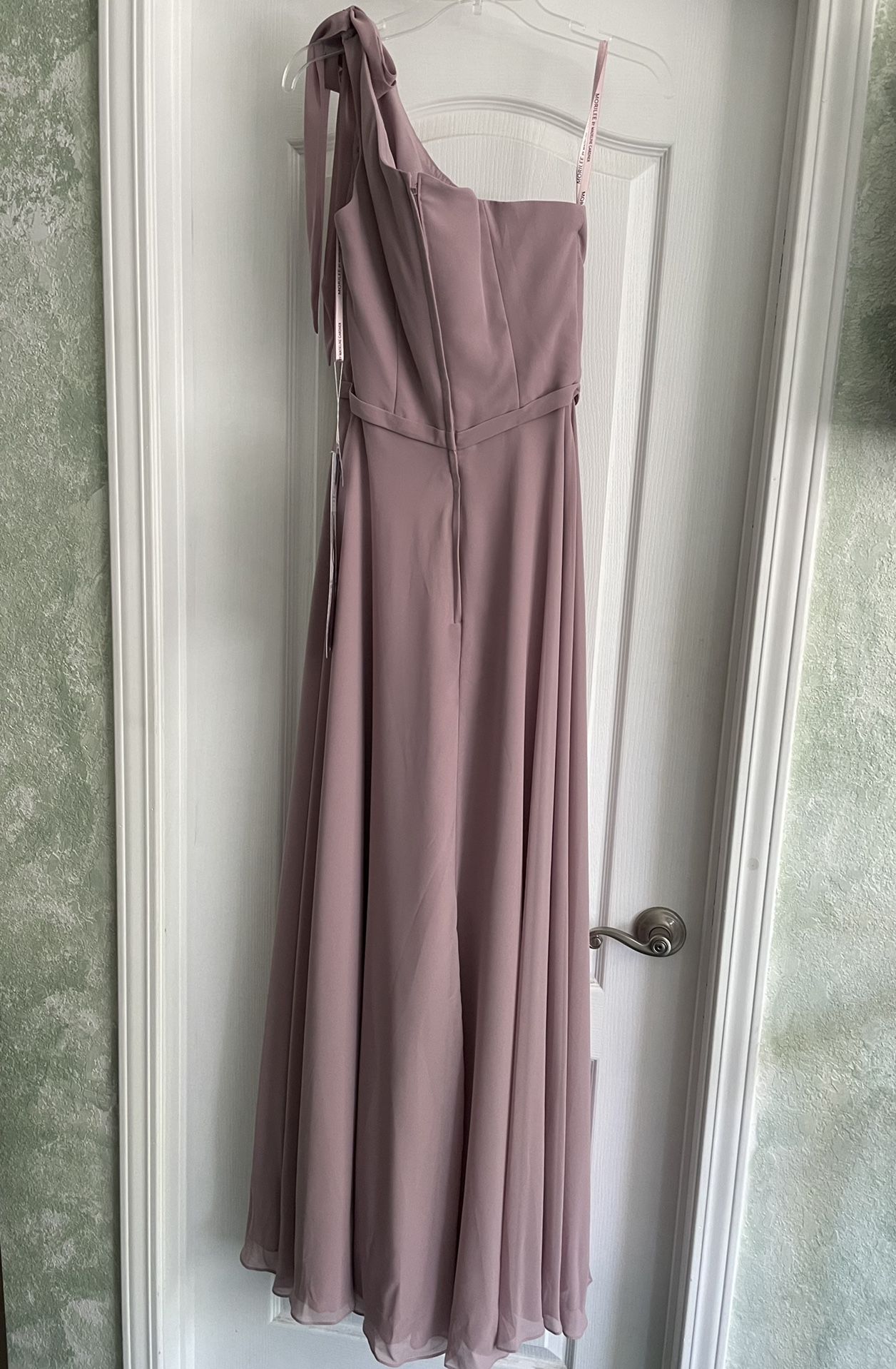 NEW Beautiful US4 Morille Madeline Gardner formal gown