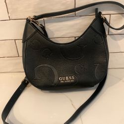 GUESS PURSE