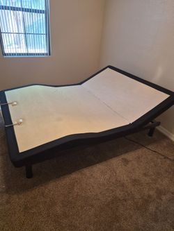 Adjustable Electric Queen bed base plus bed