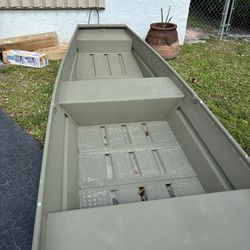 2024 Tracker Grizzly 14