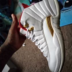Jordan 12 Fiba White And Red Size 9