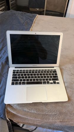 Apple labtop model A1466