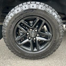 Chevy Tahoe Rims Chevrolet Suburban Wheels Trail Boss High Country Ltz Rst Z71 Yukon Sierra Denali Cadillac Escalade 