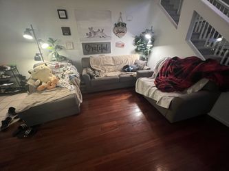 $800 3 Piece Living Room Set