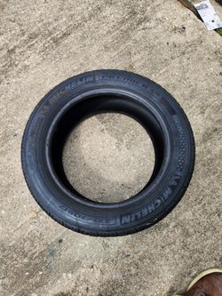 235/50R17 Michelin Premier A/S Tire - 60%+ Tread Left / Llanta Michelin 235/50R17