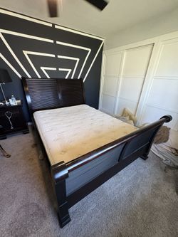 Solid Wood Queen Bed Frame