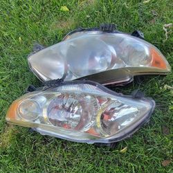 2010 Toyota Corolla Headlights 