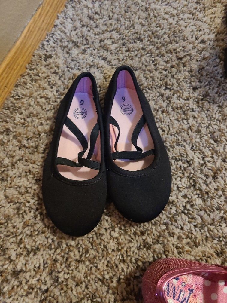 size 9 girl black dress show/ballet shoe?