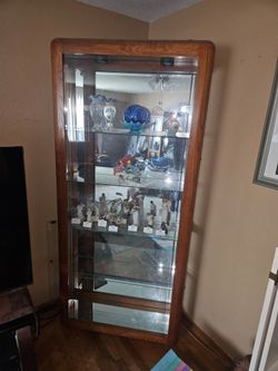Curio cabinet