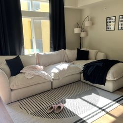 Modern Boucle Modular Sectional Sofa – Excellent Condition