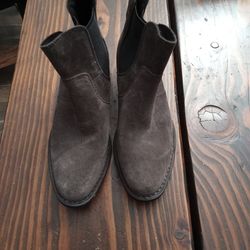 Women's Boots Size 7