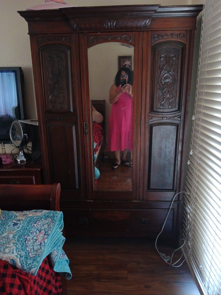 Antique Chifforobe